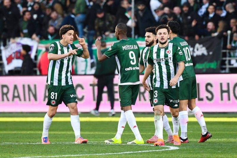 Le Red Star et Dunkerque s'affrontent pour un duel crucial en Ligue 2