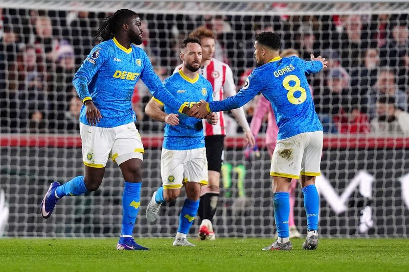 Wolves Rally to Draw, Thwart Brentford's Champions League Ambitions
