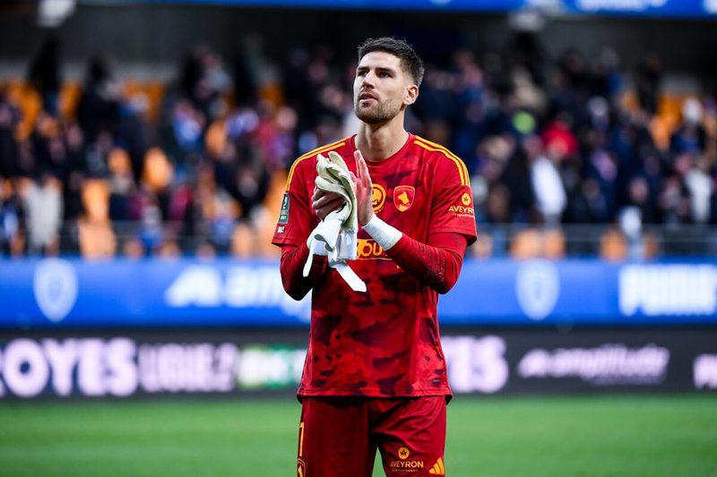 Le Rodez Aveyron Football et Quentin Braat étonnent en Ligue 2