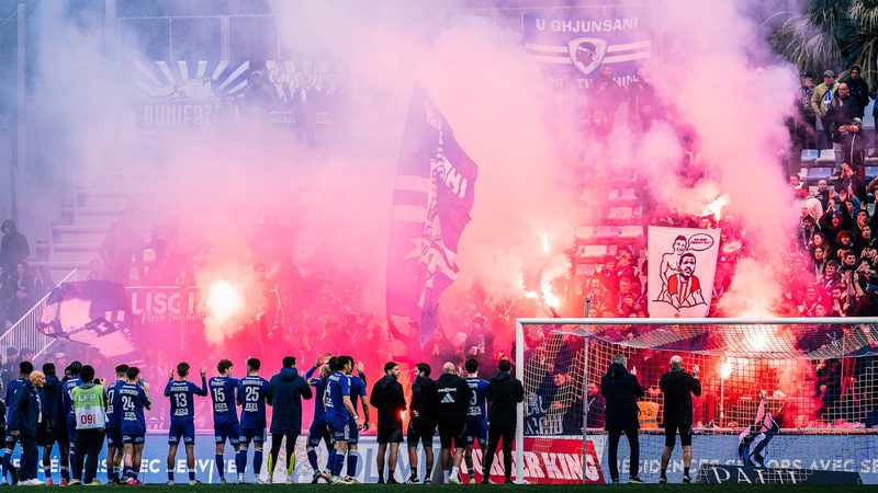 L'instance de la LFP sanctionne le Sporting Bastia : huis clos et terrain neutre pour le prochain match