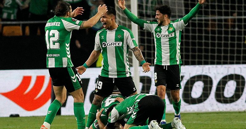 El Betis remonta y se acerca a la historia en la Europa League con un gran triunfo