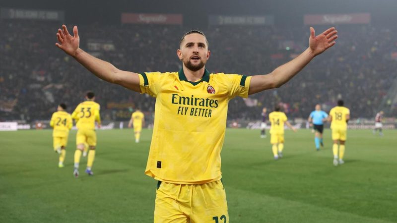 Allegri mantiene il 3-5-2: Rabiot rientra e Leao-Pulisic titolari contro il Torino
