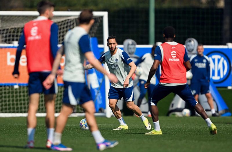 Fiorentina e Inter de Milão se enfrentam em duelo decisivo na Serie A