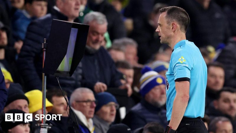 Alan Shearer Critiques VAR: Refereeing Standards Hit an All-Time Low