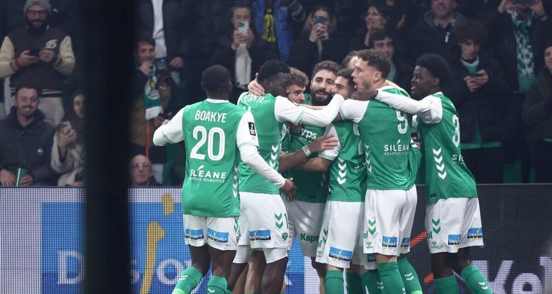 L'ESTAC Troyes et l'AS Saint-Étienne en quête de victoires ce samedi en Ligue 2