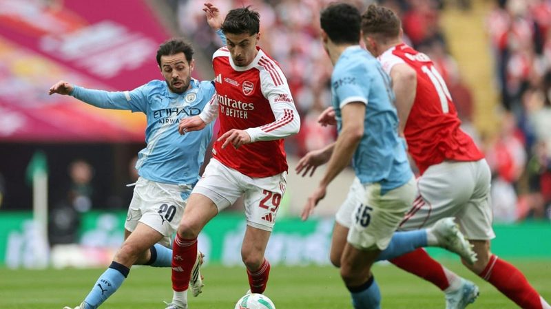 Manchester City sichert sich League Cup-Sieg gegen Arsenal mit 2:0