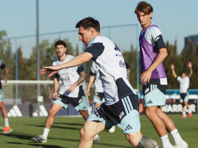 La ilusión de Messi: Preparativos y récords en el camino hacia el Mundial
