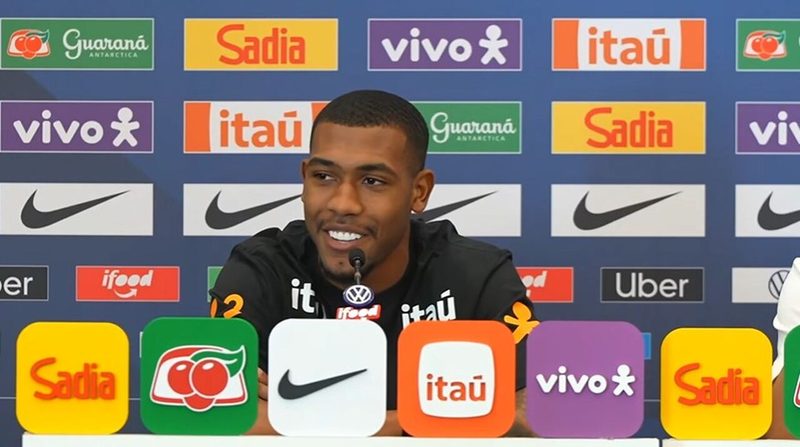 Rayan revela ansiedade por chance na Seleção e fala sobre versatilidade em campo