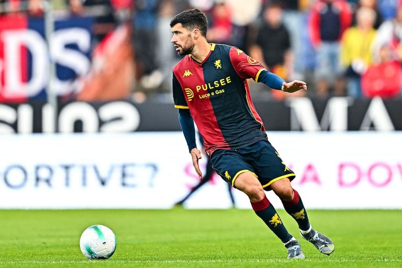 Aaron Martin, occasione a zero: Roma e Torino pronte all'assalto
