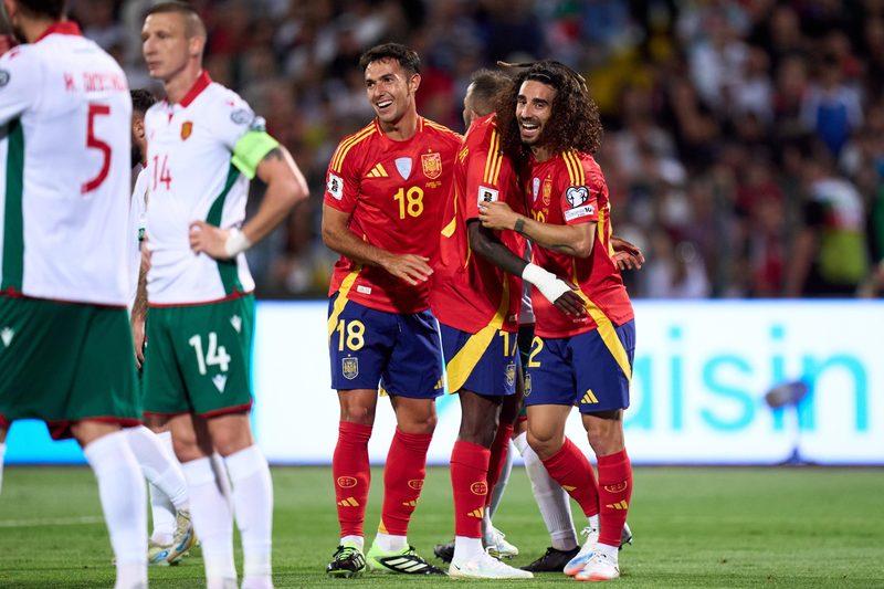 Spain's World Cup Squad Takes Shape Amid Goalkeeping Dilemma and Injury Concerns