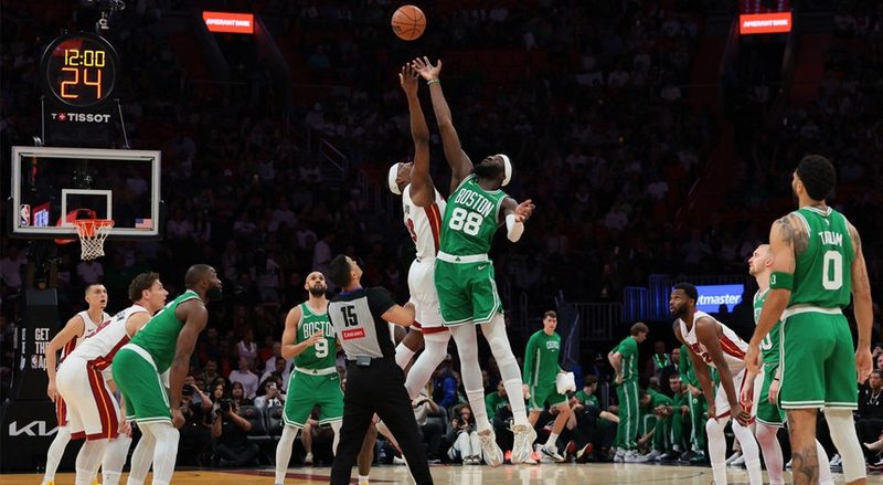 Neemias Queta brilha e Celtics conquistam mais uma vitória sobre os Heat