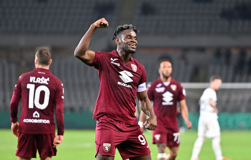 Torino in crisi: Duvan Zapata si ferma per infortunio, ecco la diagnosi