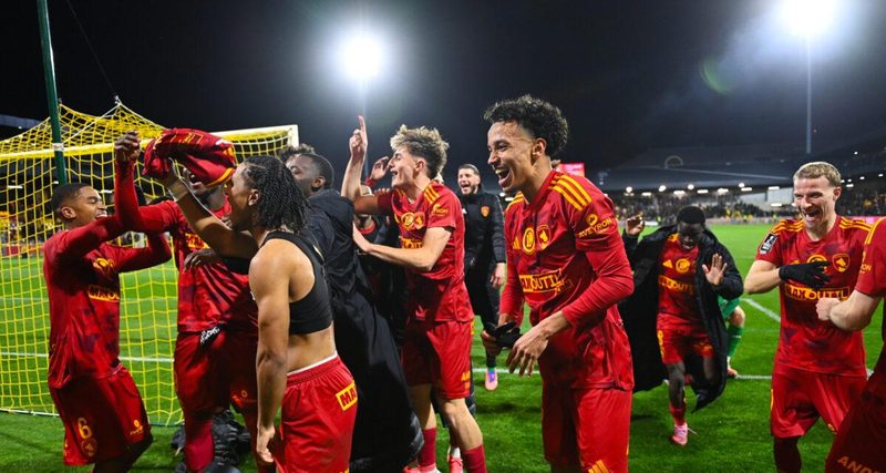 Rodez, seul club invaincu d'Europe en 2026, brille en Ligue 2