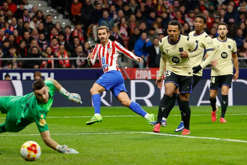 La Liga se calienta: Atlético y Barcelona protagonizan un duelo decisivo