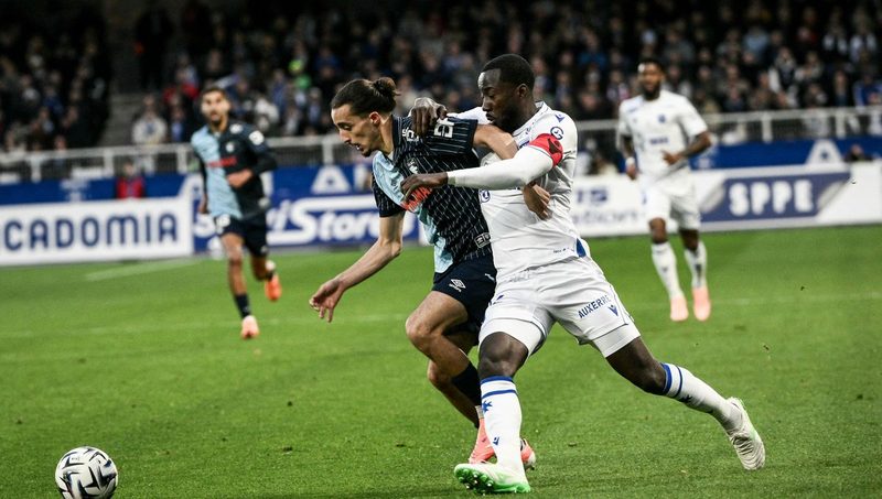 L'AJ Auxerre face au HAC : un duel décisif pour la survie en Ligue 1