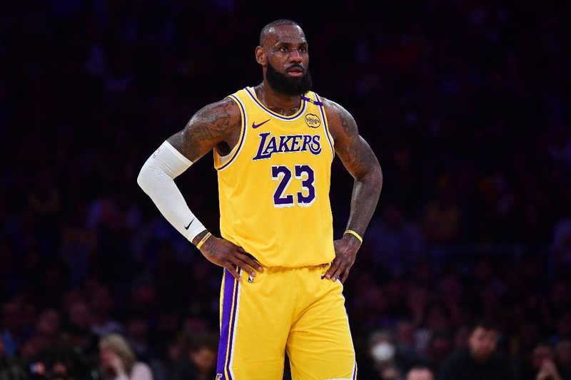 Oklahoma travolge i Lakers: sconfitta storica per LeBron e Doncic