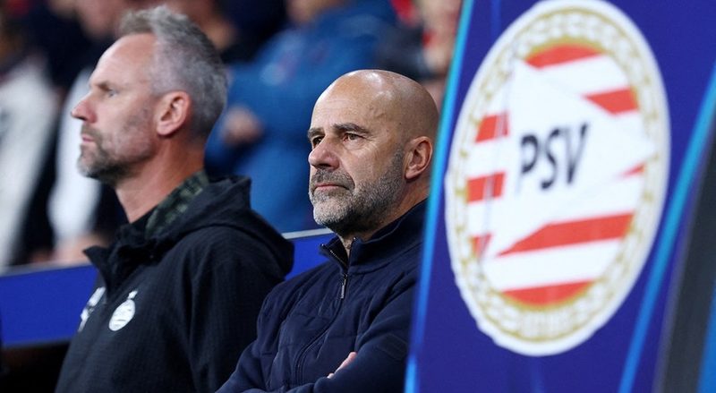 PSV Eindhoven conquista tricampeonato neerlandês com vitória emocionante