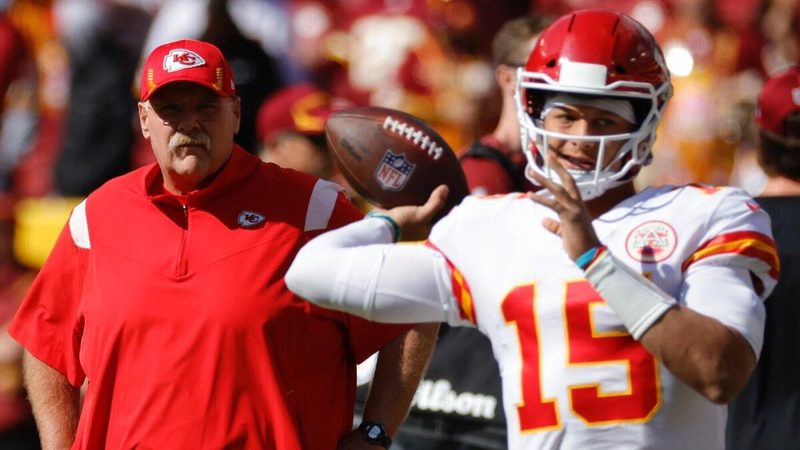 Ravens Kick Off Offseason Workouts as Cowboys Gear Up for Draft Drama