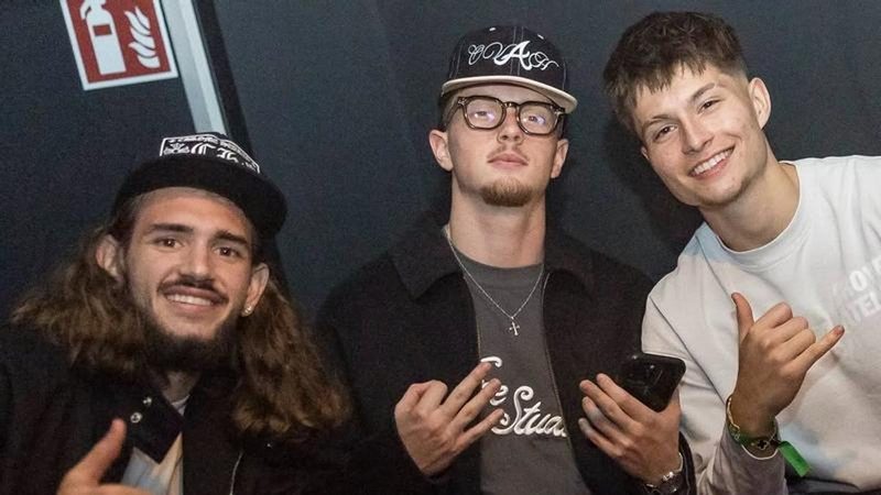 Yarek Gasiorowski celebra la Eredivisie con el PSV y consolida su carrera en ascenso