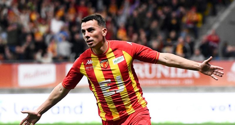 Antoine Rabillard brille encore : Le Mans s'impose 4-0 contre Pau en Ligue 2