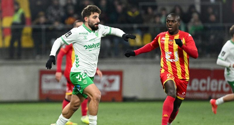 Ligue 2 : Troyes, Saint-Étienne et Le Mans en quête de montée directe