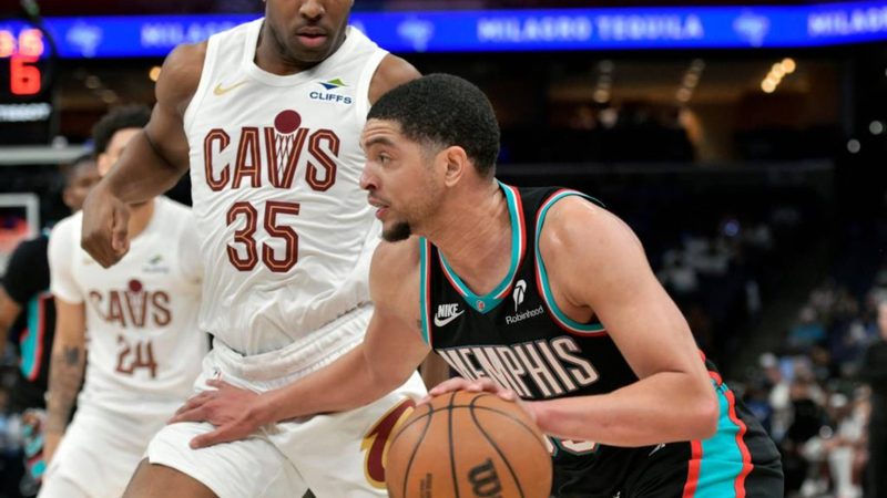 Grizzlies igualan récord de triples pero caen ante Cavaliers en un partido histórico