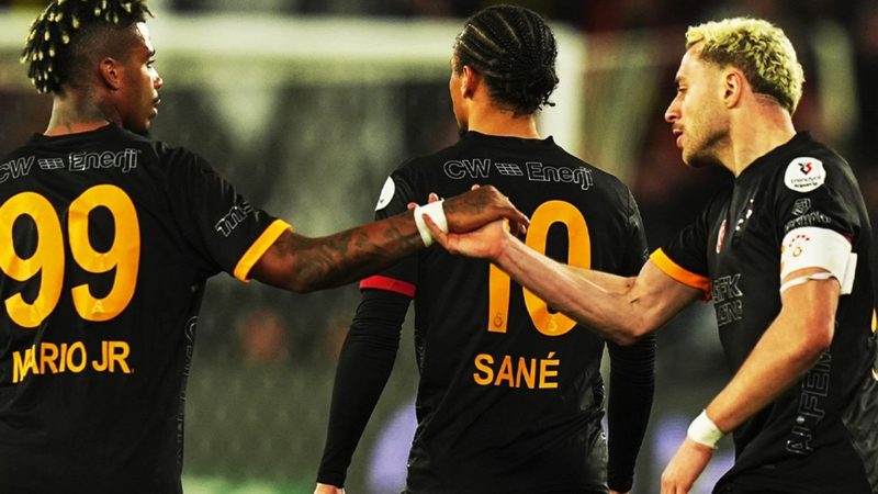 Triunfo de campeón del Galatasaray en homenaje a Lucescu sin Osimhen