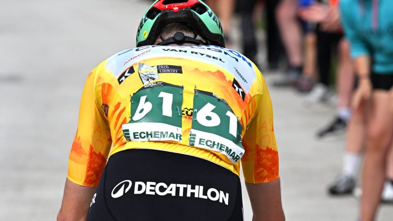 Paul Seixas enfrenta la presión de decidir su futuro en el Tour de Francia