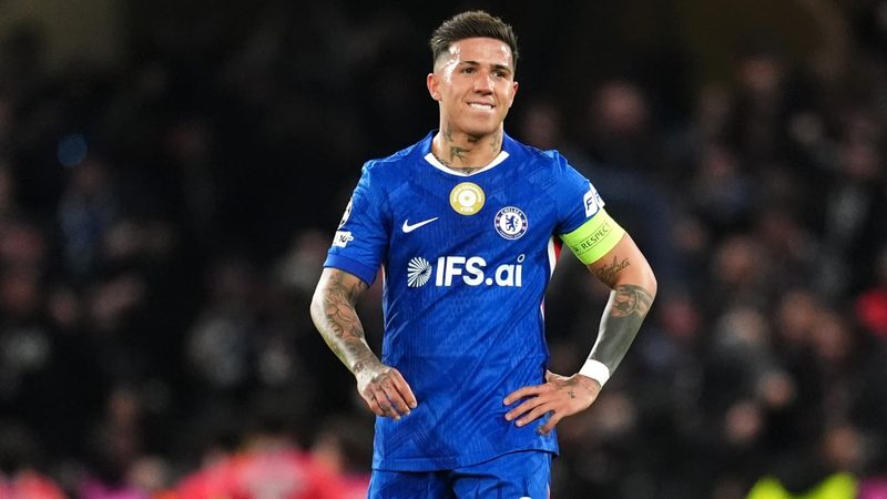 Le Chelsea écarte Enzo Fernandez malgré ses excuses : un choix collectif fort