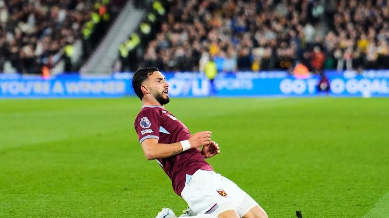 Valentín Castellanos brilla con doblete en la goleada de West Ham en Premier League
