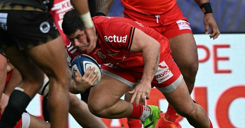 Le Stade Toulousain en force : Dupont capitaine pour le quart face à l'UBB