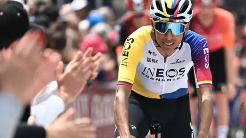 Egan Bernal supera obstáculos burocráticos y confirma su regreso al Giro de Italia 2026