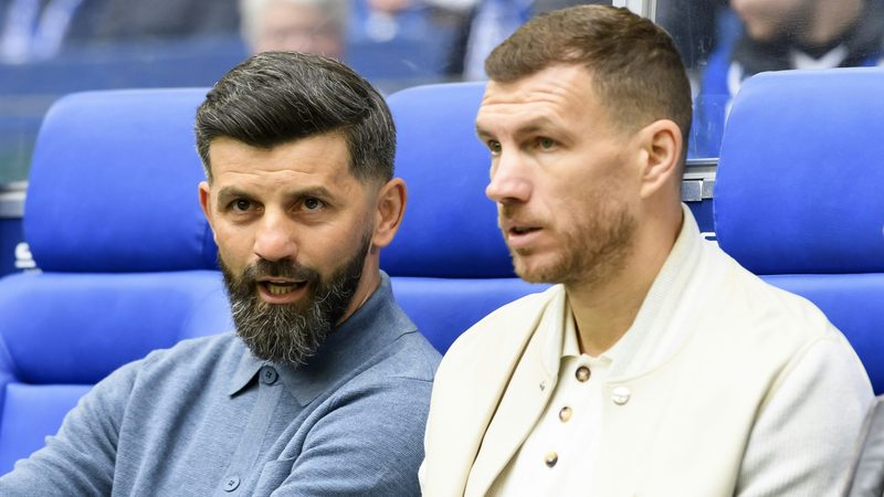 Schalkes Trainer Muslic zeigt sich optimistisch über Dzekos Comeback