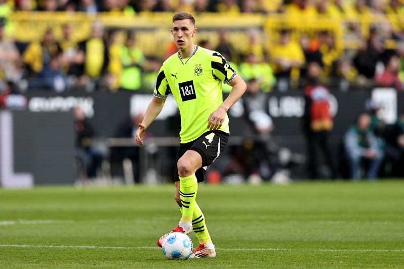 Nico Schlotterbeck rinnova fino al 2031 con il Borussia Dortmund