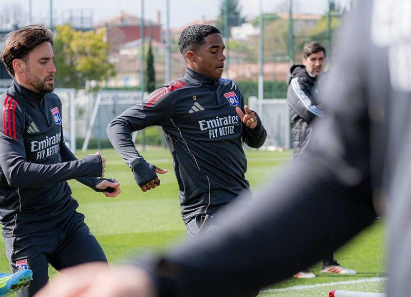 Lyon busca reabilitação contra Lorient em duelo decisivo no Campeonato Francês