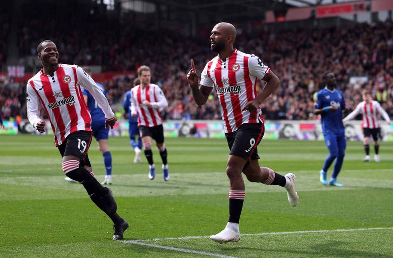 Igor Thiago brilha com dois gols em empate do Brentford contra o Everton na Premier League