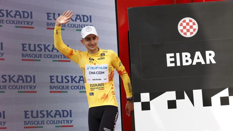 Paul Seixas brilla all'Itzulia Basque Country e riporta la Francia al successo