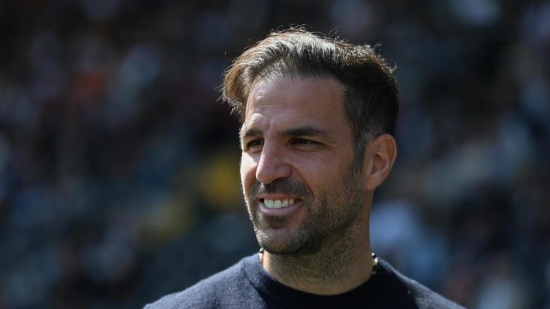 Fabregas carica il Como: "Affrontiamo l'Inter senza paura e con coraggio"