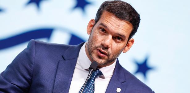 A Globo busca recuperar monopólio no futebol com reaproximação à CBF