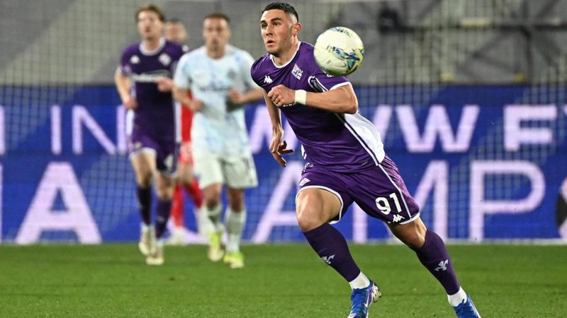 Fiorentina e Lazio si sfidano: Vanoli punta su Piccoli e Dia, Sarri su Zaccagni
