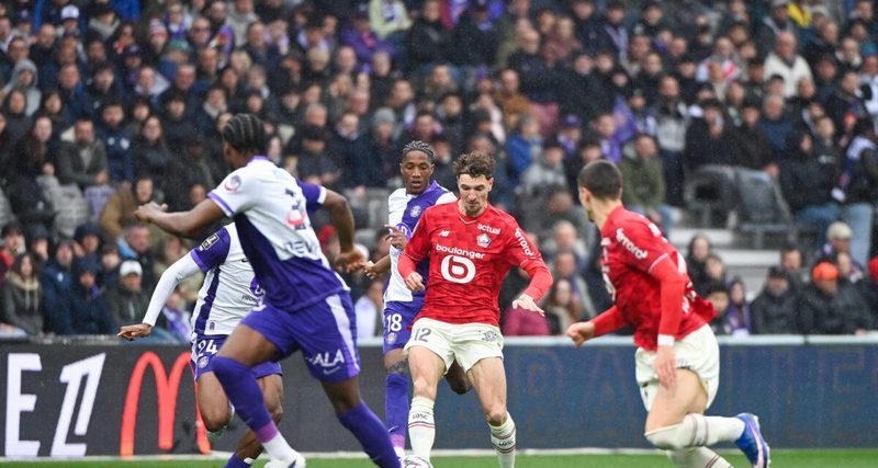 Le LOSC surclasse Toulouse (4-0), Nice et Le Havre se neutralisent (1-1)