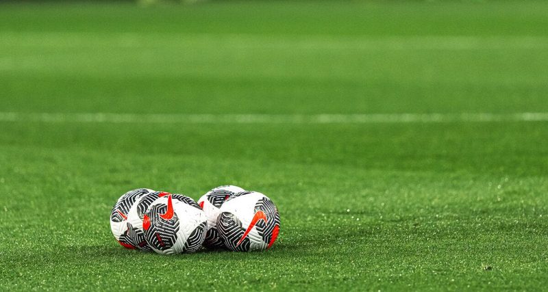 Le Moulins Yzeure Foot et l'AS Saint-Étienne B se neutralisent dans un match crucial (1-1)