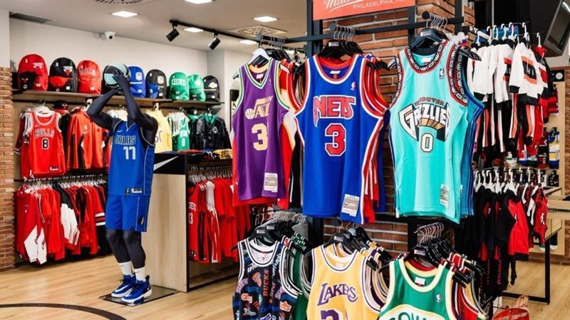 Luka Dončić y Los Lakers dominan las camisetas más vendidas en España