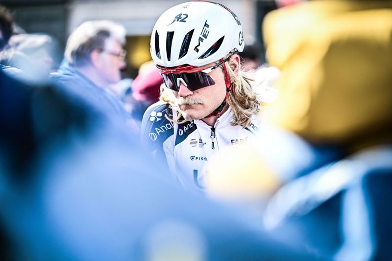 Julius Johansen trionfa nella cronometro d'apertura del O Gran Camiño 2026