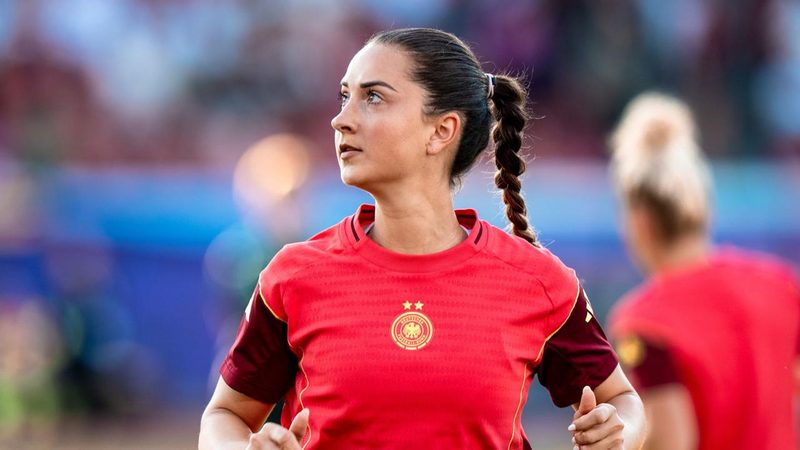 Sara Däbritz verabschiedet sich mit emotionalem Spiel gegen Österreich aus dem DFB-Team