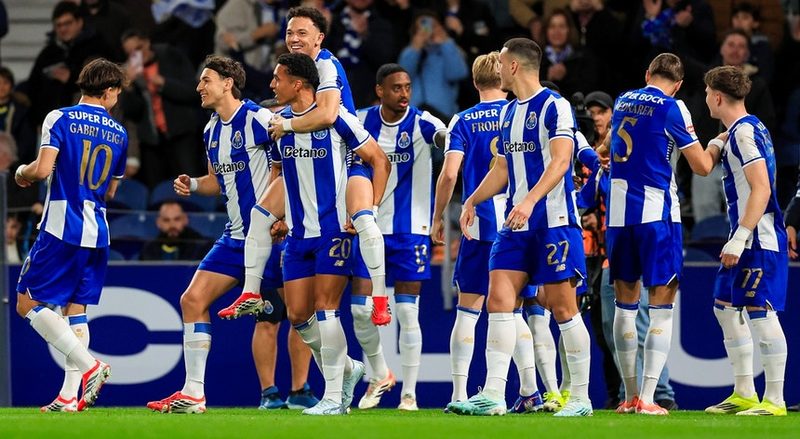 FC Porto viaja para Nottingham sem Martim Fernandes devido a lesão no tornozelo