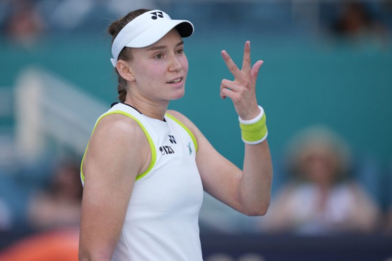 Rybakina punta al numero uno del mondo: "Dare il massimo è fondamentale"