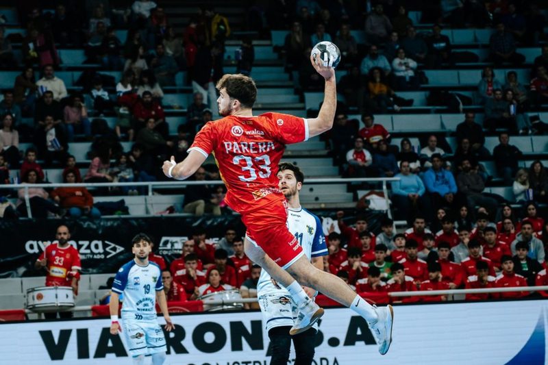 Artur Parera se une a los 'Hispanos' para el crucial duelo ante Israel
