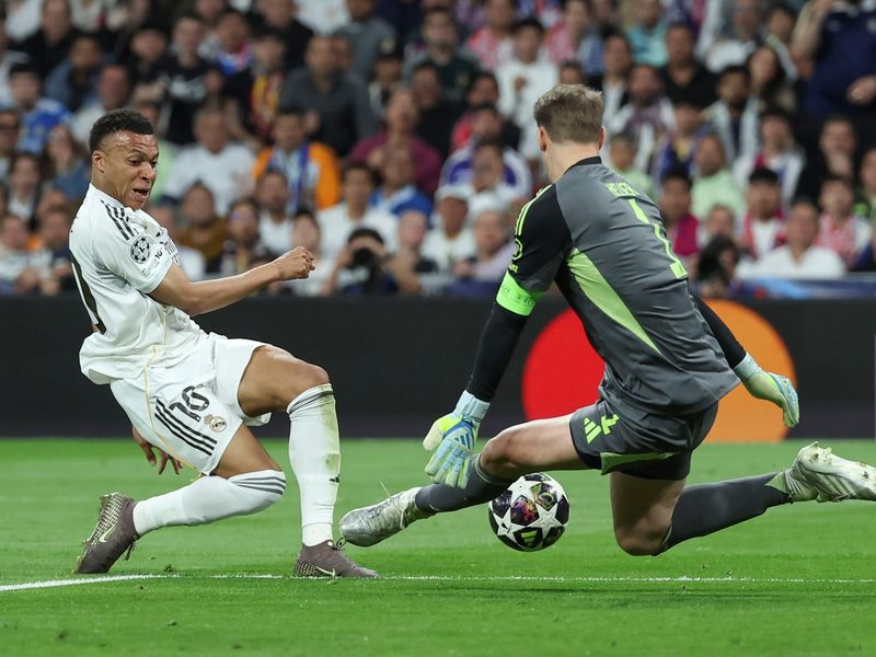 Una jornada intensa de fútbol: partidos destacados del 15 de abril y su transmisión