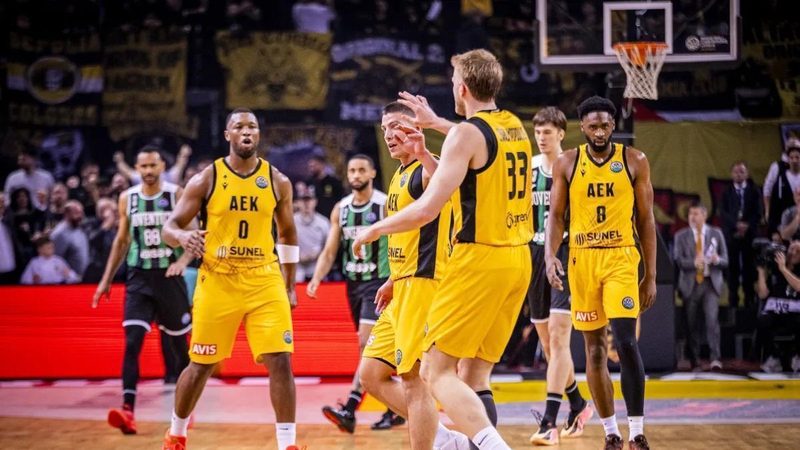 Unicaja se enfrenta al AEK de Atenas en la semifinal de la Final Four de la BCL